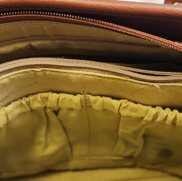 Carriage House Leather Boston Bag Vintage 80's Tan & Brown EUC - Picture 15 of 17